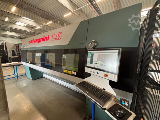 Laser cutting machine Salvagnini L5