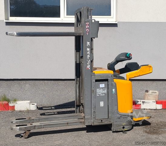 Pallet Stackers Jungheinrich ERC 212z /2020y / initial/ 2.5m/ 5876/ free lift