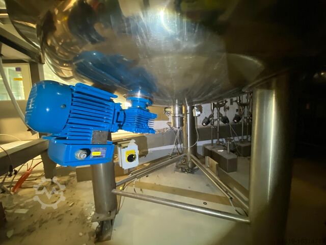 4x 4,000 ltr. pharmaceutical tank, isol. temp. APV 