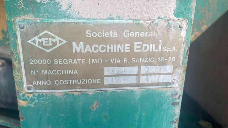 Brecher MEM Maschinenbau LIFT 900 CRUSHER