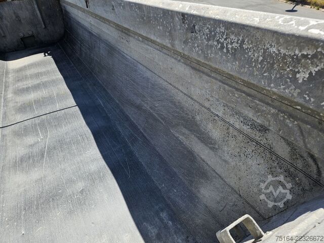 Tipper semitrailer KEMPF SKM  35/3 Alurundmulde