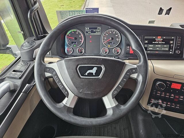 Standard-SZM MAN 18.500 TGX XLX INTARDER