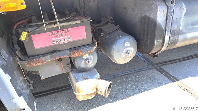 Suitcase Scania P230 * 3 x Pedalen * Loadlift 2000 kg.