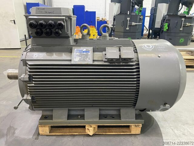 Electric motor EMZ AKR 400-06-033