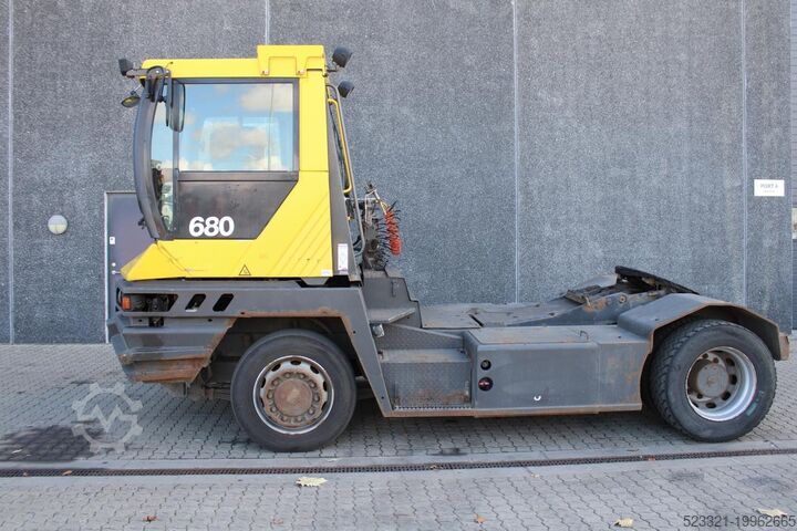 Terminal Tractor Terberg RT282