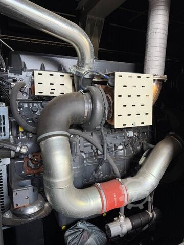 Generator set Iveco CR16TE1W - 660 kVA Generator - DPX-19798