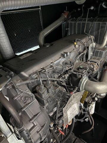 Generator set Iveco CR16TE1W - 660 kVA Generator - DPX-19798