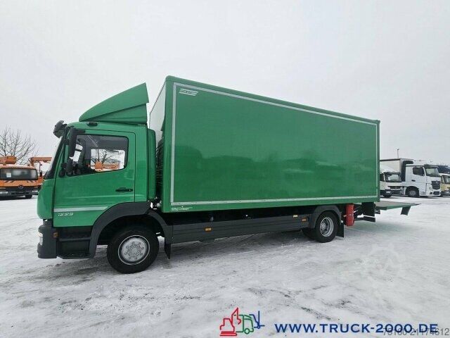 LKW mit Kofferaufbau Mercedes-Benz Atego 1224 Koffer 6.60m Seitentür LBW 2.000 Kg.