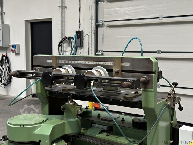 Fräsmaschine für Schubladenverbindungen OMEC 750 OMEC 750