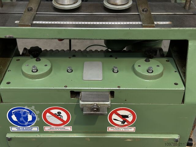 Fräsmaschine für Schubladenverbindungen OMEC 750 OMEC 750