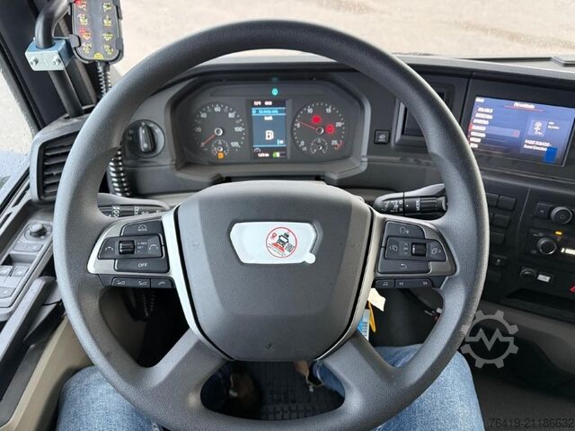 Lkw mit Ladekran und Wechselsystem (Abrollkipper) MAN 35.520 BL CH