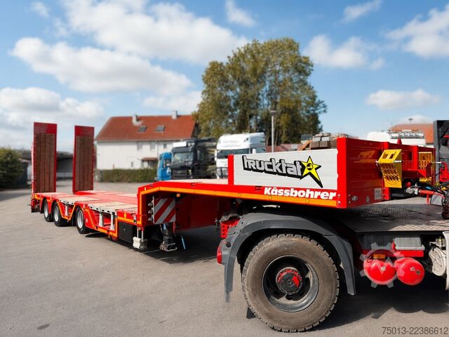 Tieflader-Sattelauflieger KÄSSBOHRER Teleskopierbar, Radmulden, E- Hydraulik, MIETEN?