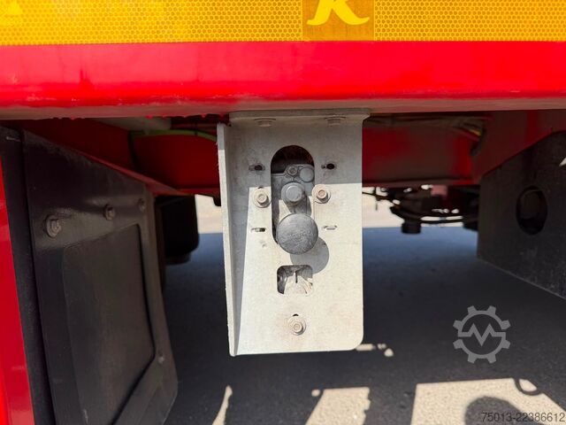 Tieflader-Sattelauflieger KÄSSBOHRER Teleskopierbar, Radmulden, E- Hydraulik, MIETEN?