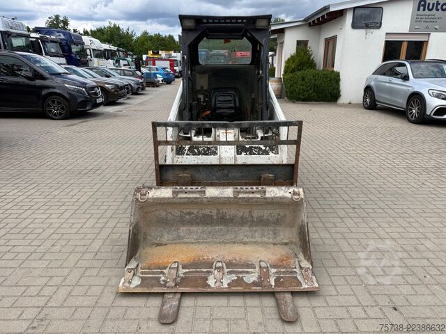 Radlader BOBCAT 553 /Schaufel + Palettengabel