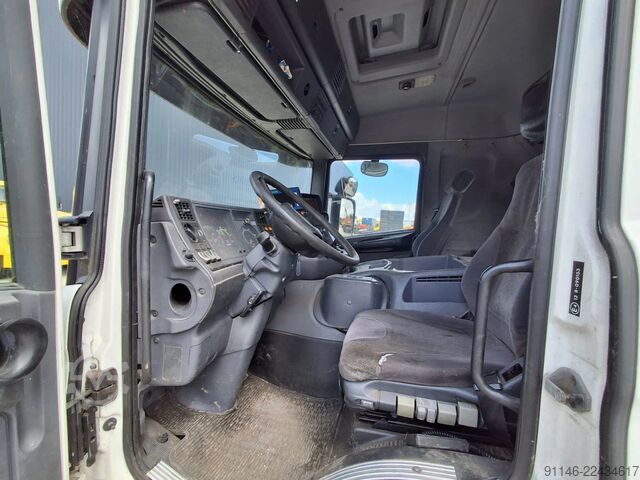 Fahrgestell mit Fahrerhaus Scania 94 G300 * 8x2 * Euro 3