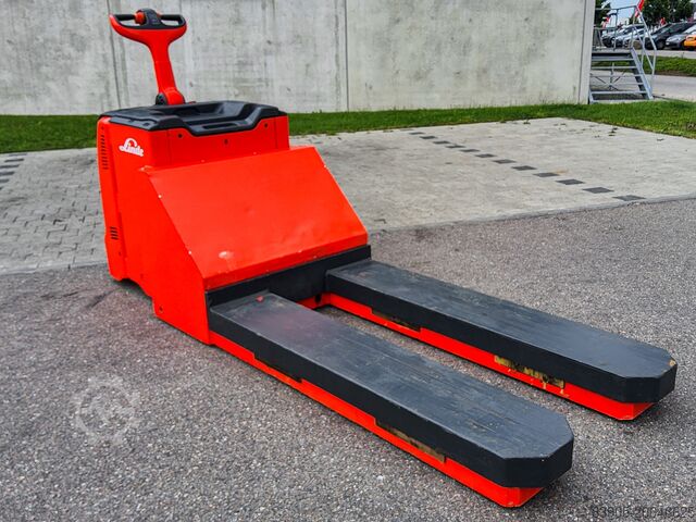 Warehouse technology Linde T 30