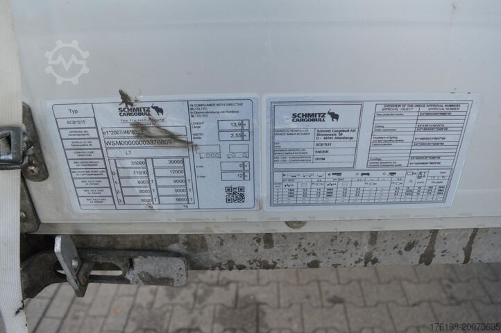Box semitrailer SCHMITZ CARGOBULL SCS24/L Varios