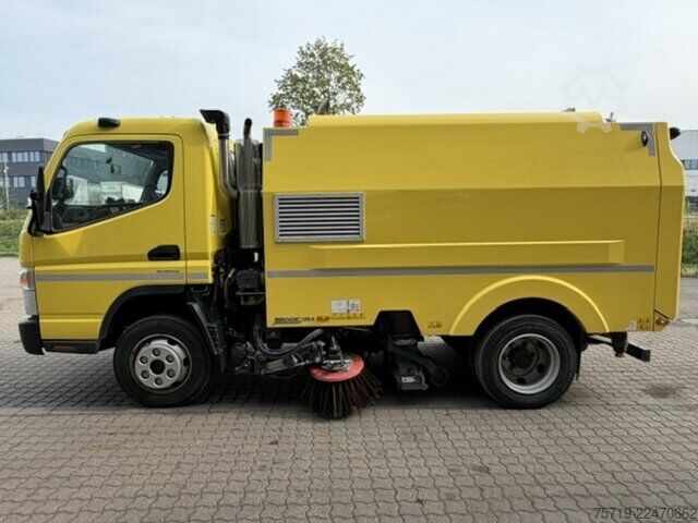 Van Mitsubishi Fuso Canter 7,5t Brock VS4
