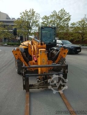 Telescopic forklift JCB 540-140