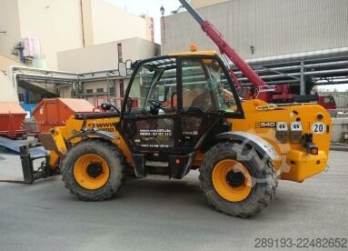 Telescopic forklift JCB 540-140