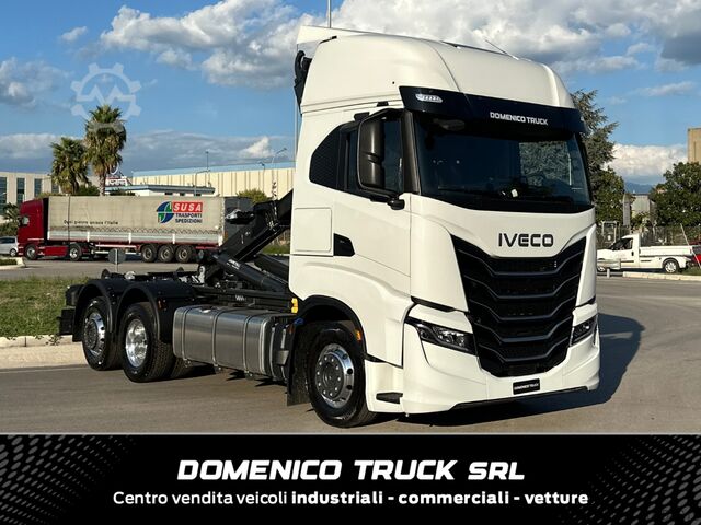 Standard road tractor Iveco S-Way 500 6x2 ADR