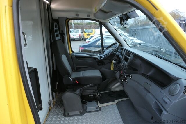 Transporter mit Koffer iveco Daily 35 S11 C30C AUTOMATIK KAMERA Regale LUFT DURCHGANG EURO-5 CoC