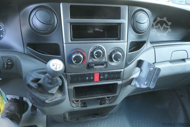 Transporter mit Koffer iveco Daily 35 S11 C30C AUTOMATIK KAMERA Regale LUFT DURCHGANG EURO-5 CoC