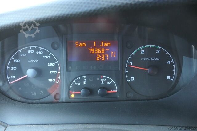 Transporter mit Koffer iveco Daily 35 S11 C30C AUTOMATIK KAMERA Regale LUFT DURCHGANG EURO-5 CoC