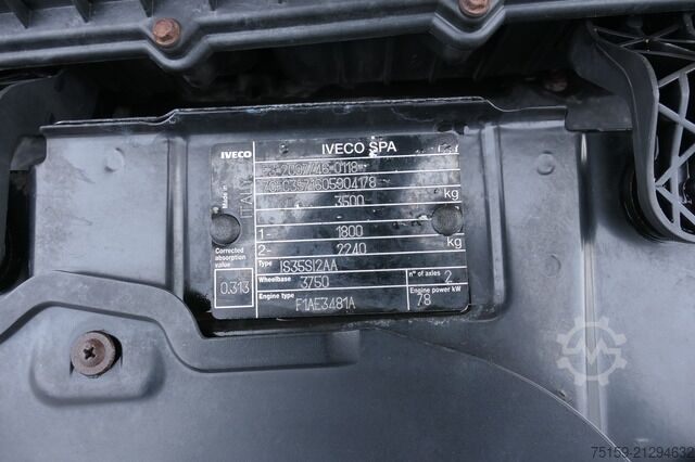 Transporter mit Koffer iveco Daily 35 S11 C30C AUTOMATIK KAMERA Regale LUFT DURCHGANG EURO-5 CoC