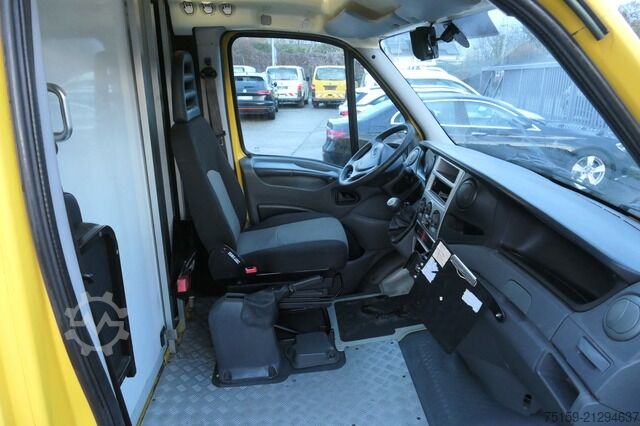 Transporter mit Koffer iveco Daily 35 S11 C30C AUTOMATIK KAMERA MAXI Regale DURCHGANG
