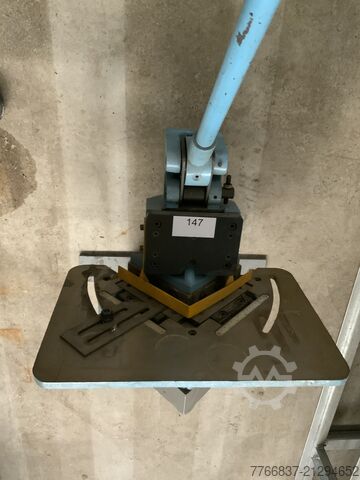 Notching machine Knuth AKM