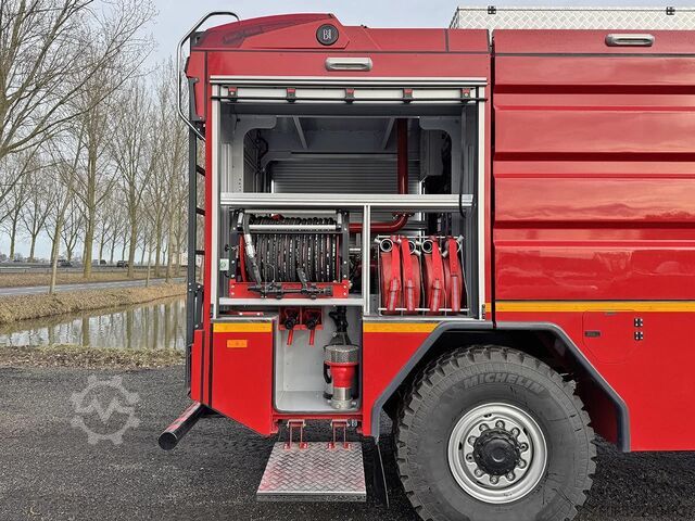 Fire engine MAN TGM 18.290 BB CH Fire Fighter Truck