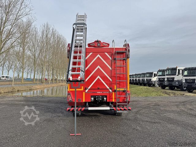 Fire engine MAN TGM 18.290 BB CH Fire Fighter Truck