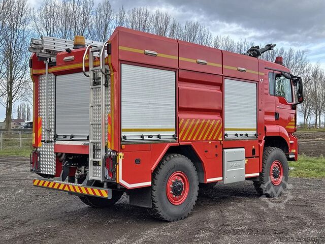 Fire engine MAN TGS 18.500 BB Fire Fighter Truck (2 units)