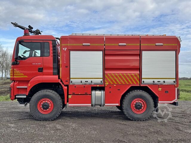 Fire engine MAN TGS 18.500 BB Fire Fighter Truck (2 units)