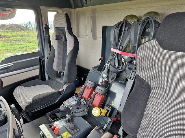 Fire engine MAN TGS 18.500 BB Fire Fighter Truck (2 units)