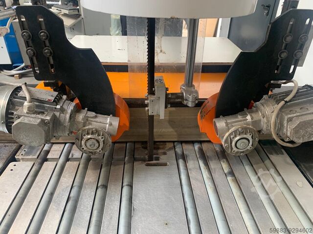 Veneta Papper band-saw splitting machine Veneta Macchine Papper