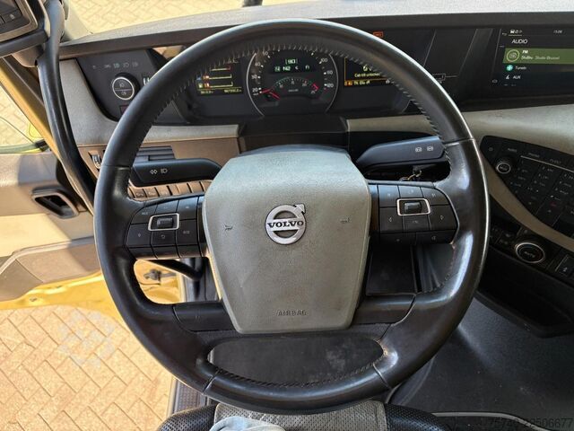 Standard-SZM Volvo FH 540 + RETARDER + EURO 6C + SPOILERS + ALUMIN...