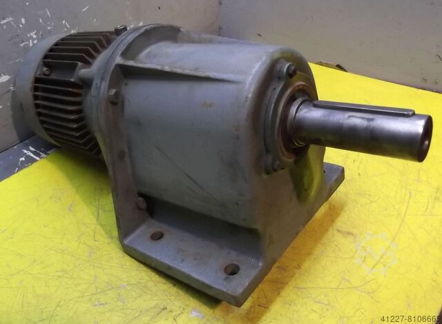 Getriebemotor 1,1 kW 16,5/33 U/min Bauer** DO43/105