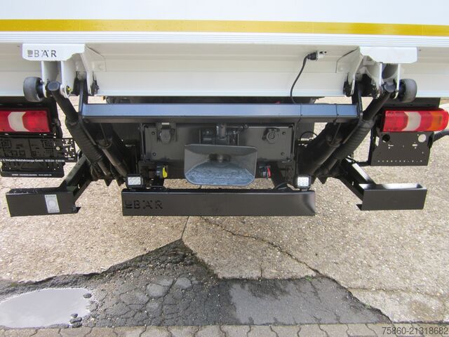 Box truck Mercedes-Benz 1230 Atego Koffer 8,14 m lang LBW Autom.