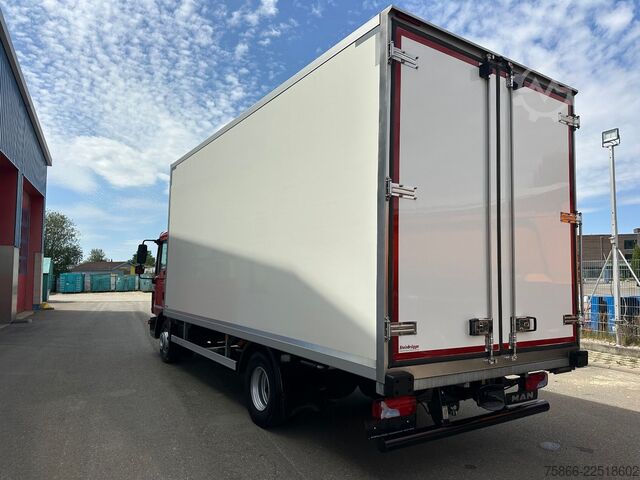 LKW mit Kofferaufbau MAN 12.250 TGL BL Iso Koffer 5.70m orig.110.777 km