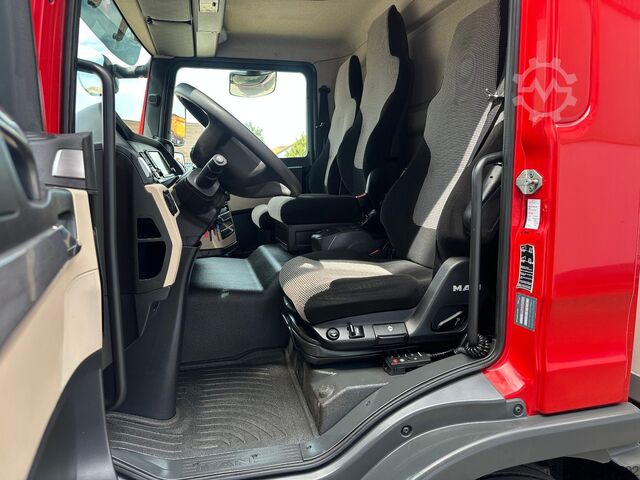 LKW mit Kofferaufbau MAN 12.250 TGL BL Iso Koffer 5.70m orig.110.777 km