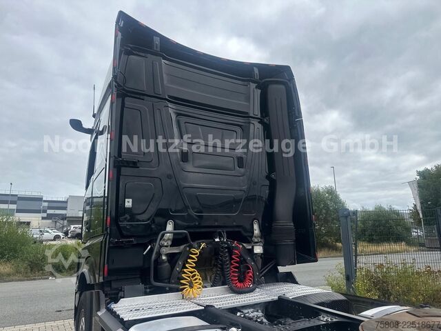 Standard SZM MERCEDES-BENZ Actros 1848 Big Space 2 Tanks Retarder PPC Solos