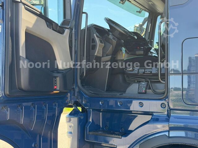 Standard SZM MAN TGX 18.510 XXL Intarder ACC LGS Standklima Navi