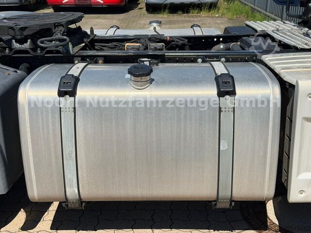 Standard SZM MAN TGX 18.510 XXL Intarder ACC LGS Standklima Navi