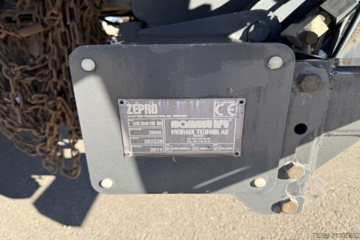 Refrigerated truck Volvo FH-460 6x2R Carrier / Swiss-Vehicle