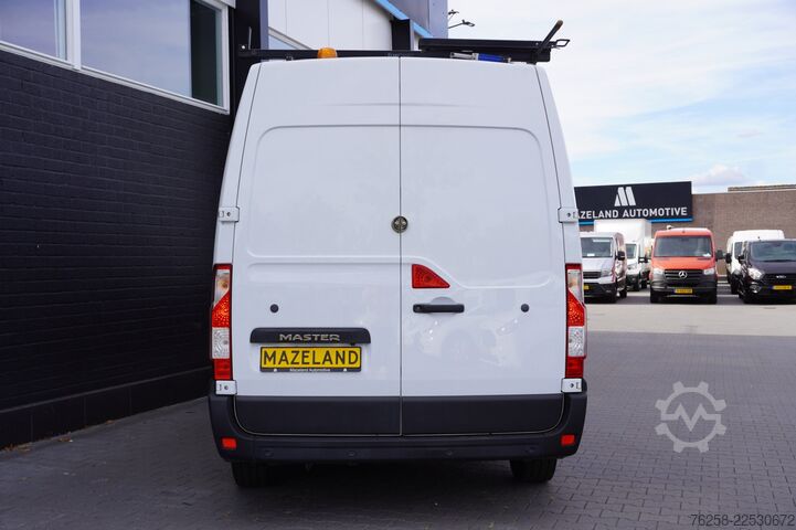 Delivery van Renault Master 2.3 dCi 150PK L2H2 - Airco - Navi - Crui...