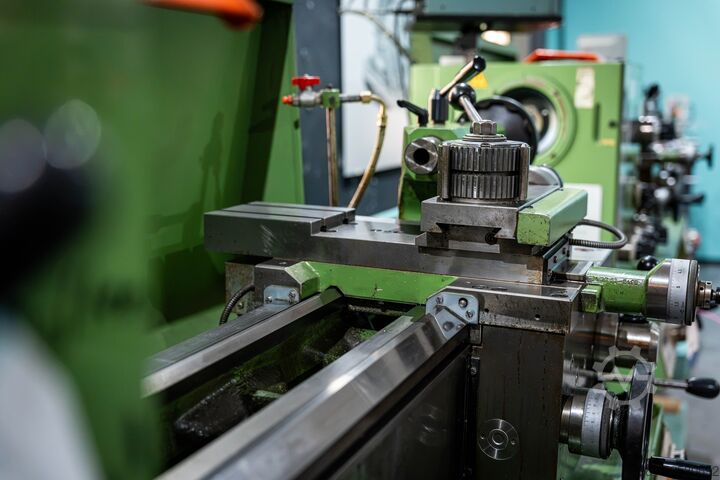 Leit-/Zugspindeldrehmaschine WEILER CONDOR B