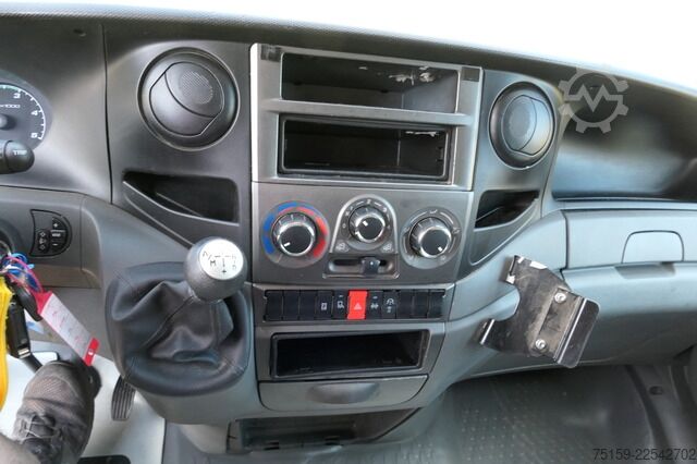 Transporter mit Koffer iveco Daily 35 S11 C30C AUTOMATIK KAMERA Regale LUFT DURCHGANG EURO-5 CoC