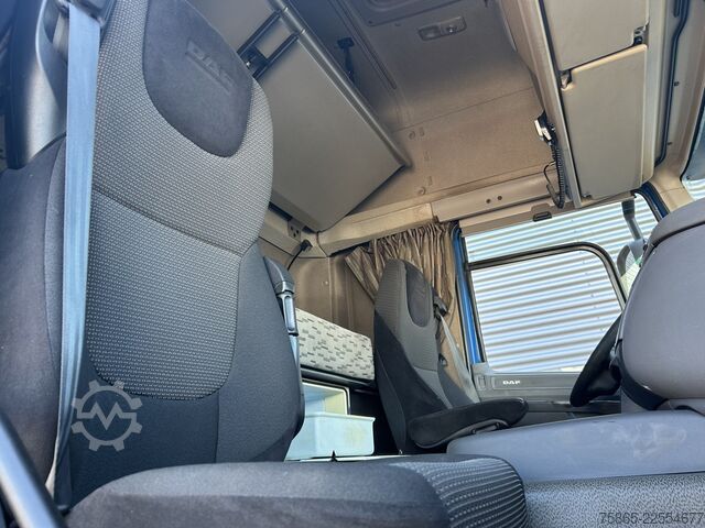 Standard-SZM DAF CF 440 FTG 6x2 / Space Cab / 930 dkm / Tacho V2...